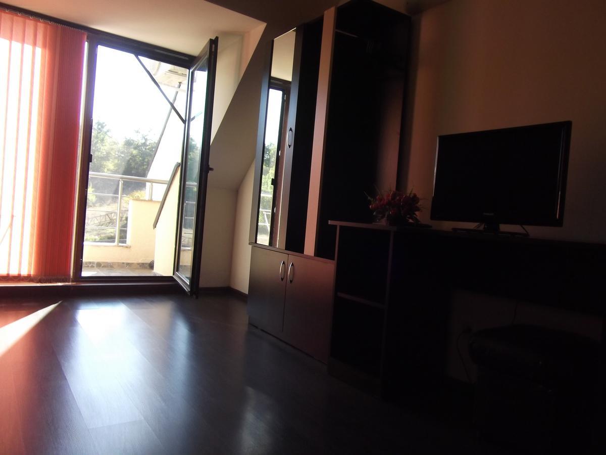 קירקובו Hotel Enchevi מראה חיצוני תמונה