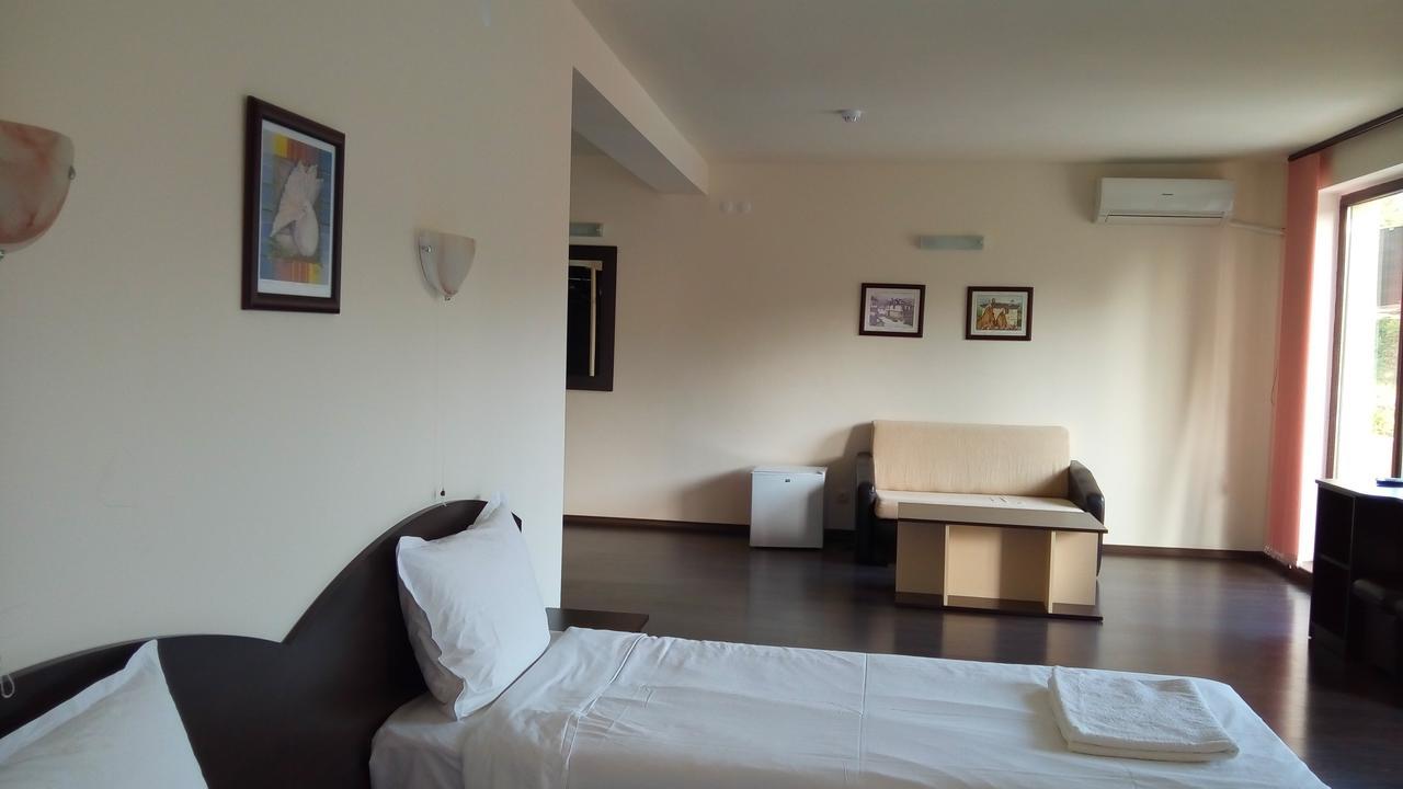 קירקובו Hotel Enchevi מראה חיצוני תמונה